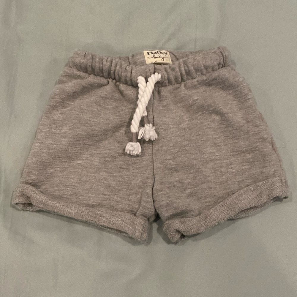 Hatley baby shorts size 3-6m